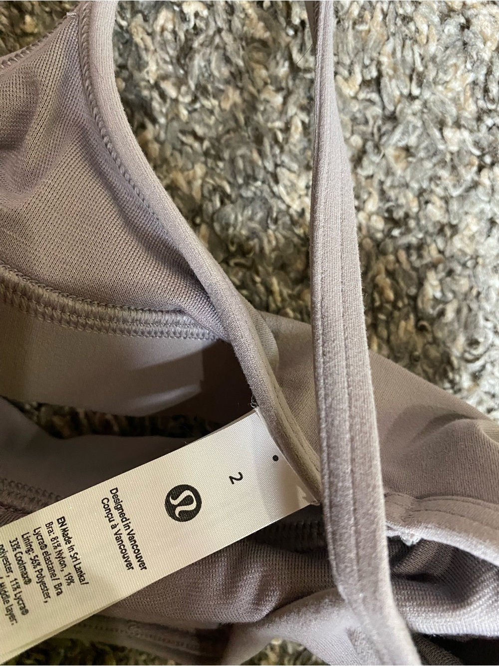 lululemon sports bra - Picture 4 of 4